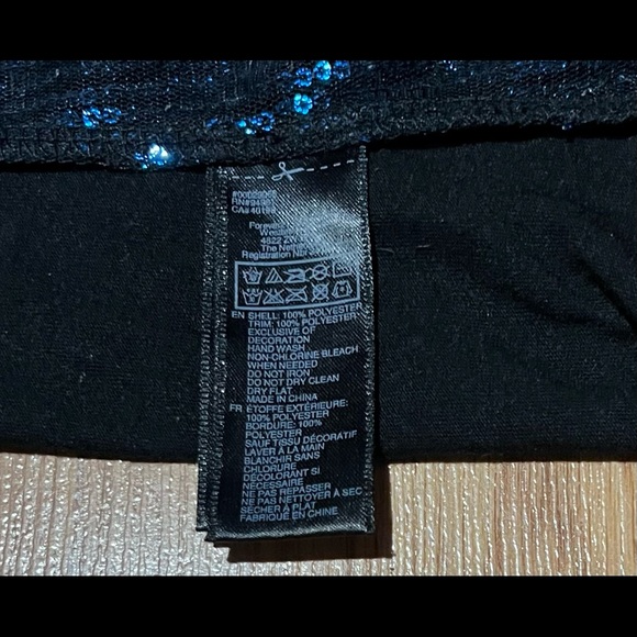 FOREVER 21 Woman’s sleeveless Racerback Blue sequins tan top - Picture 6 of 6